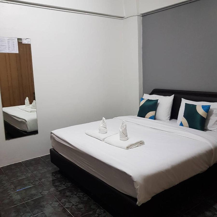 Ada Apartment - อาดา อพาร์ทเมนท์ Бангкок Экстерьер фото