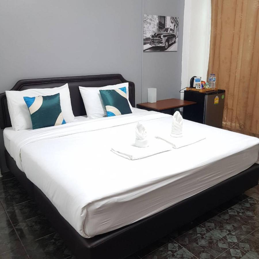 Ada Apartment - อาดา อพาร์ทเมนท์ Бангкок Экстерьер фото